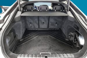 BMW i4 esikatselu 11