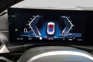 BMW i4 esikatselu 14