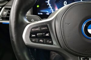 BMW i4 esikatselu 18