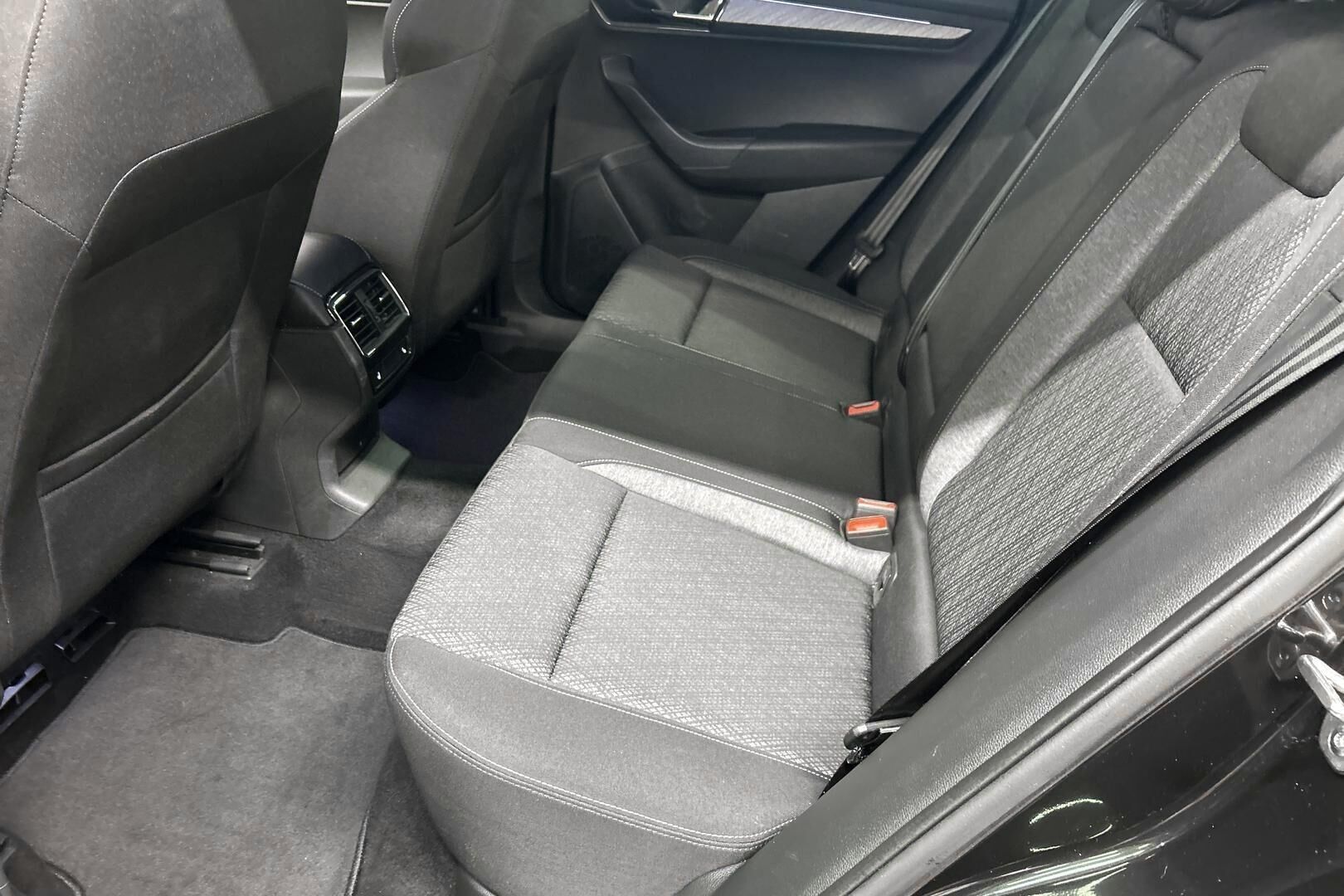 Skoda Karoq iso kuva 10