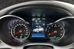 Mercedes-Benz GLC esikatselu 27