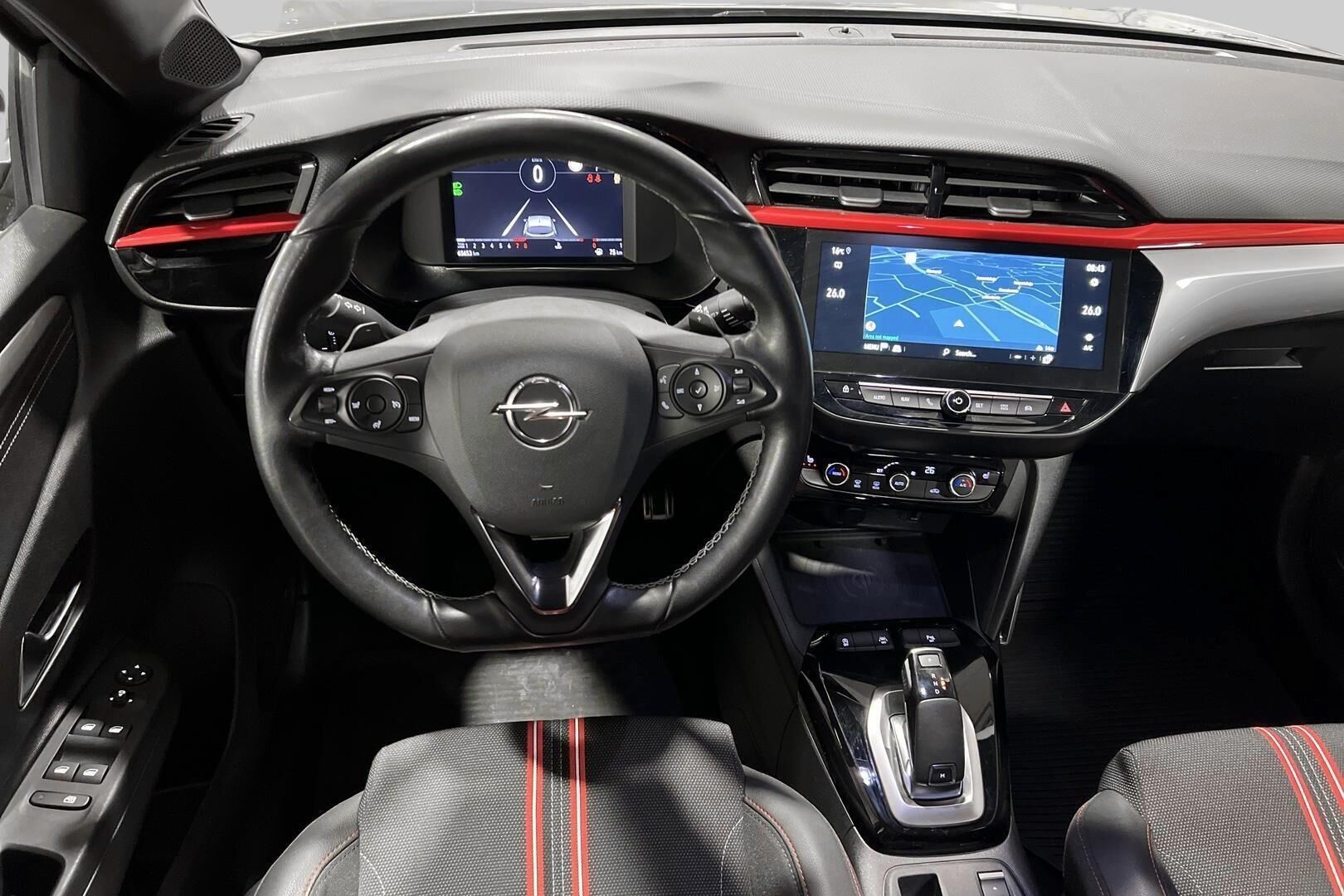 Opel Corsa iso kuva 10