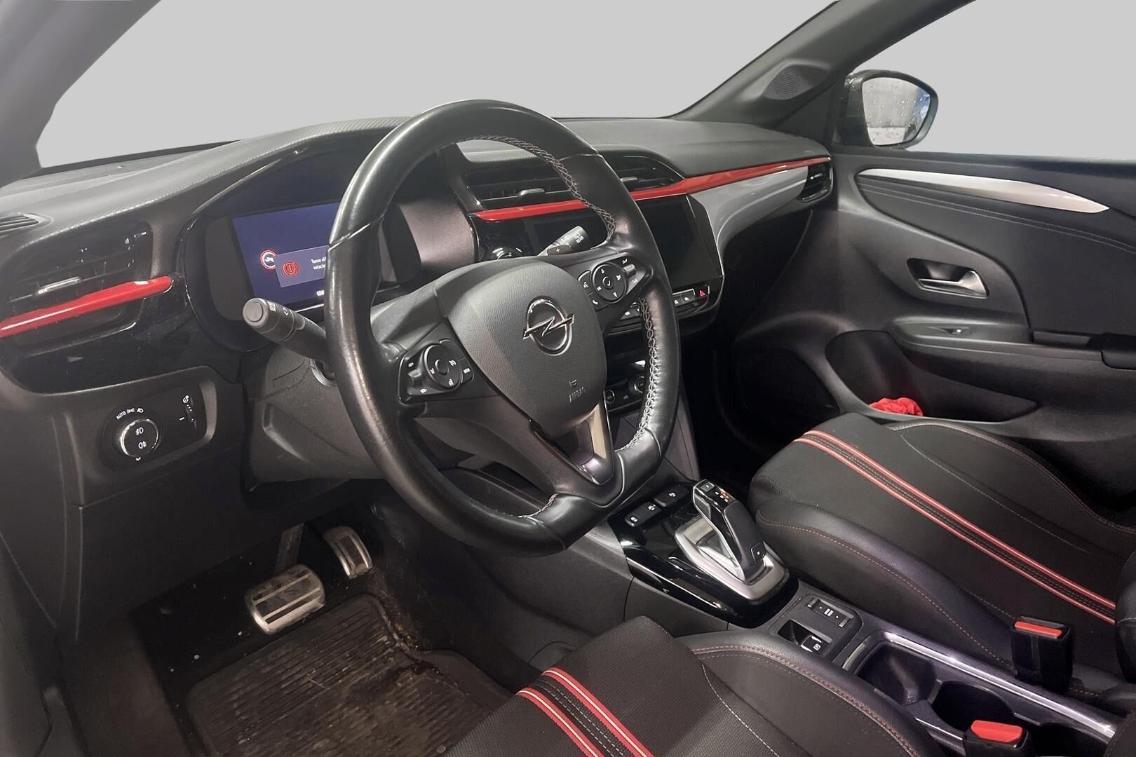 Opel Corsa iso kuva 2