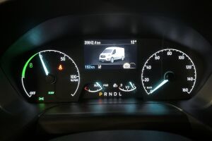 Ford Transit esikatselu 15