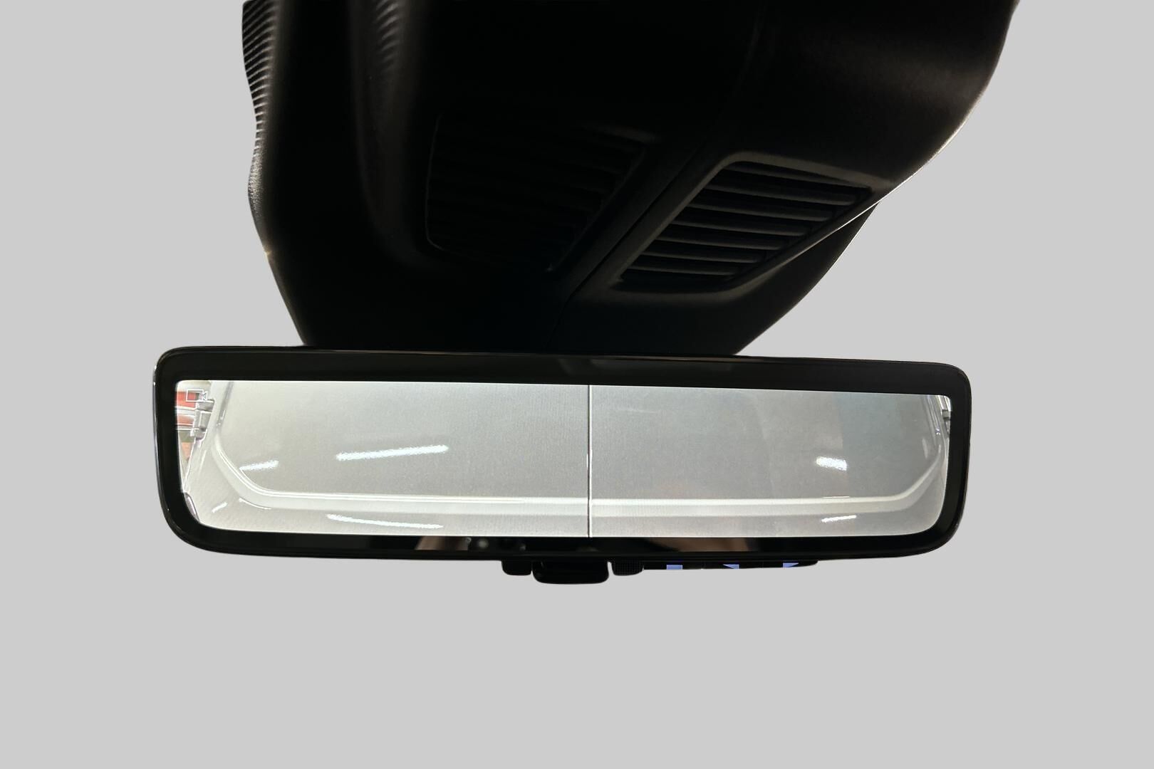 Ford Transit iso kuva 30