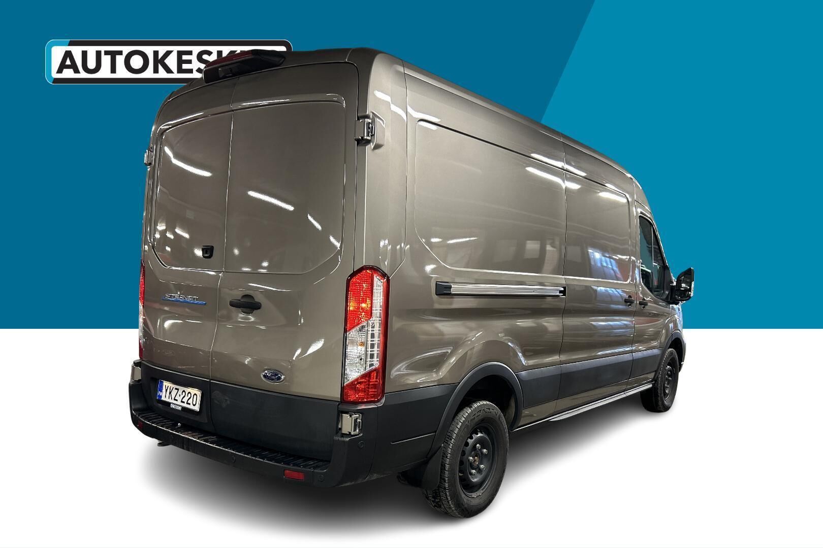 Ford Transit iso kuva 5