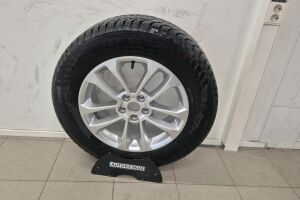 Ford Kuga esikatselu 22