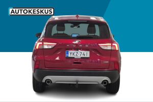 Ford Kuga esikatselu 6
