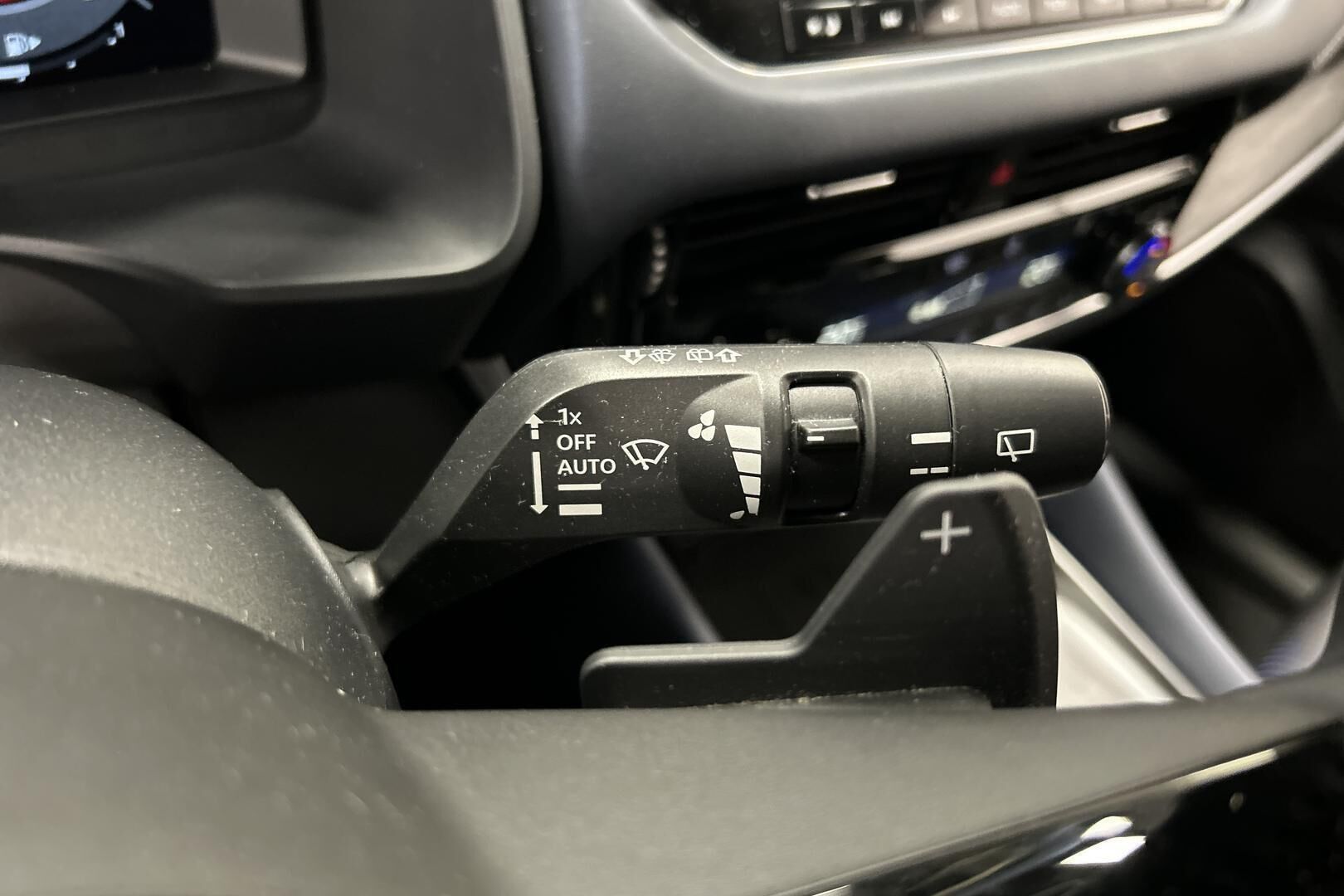 Nissan Qashqai iso kuva 17