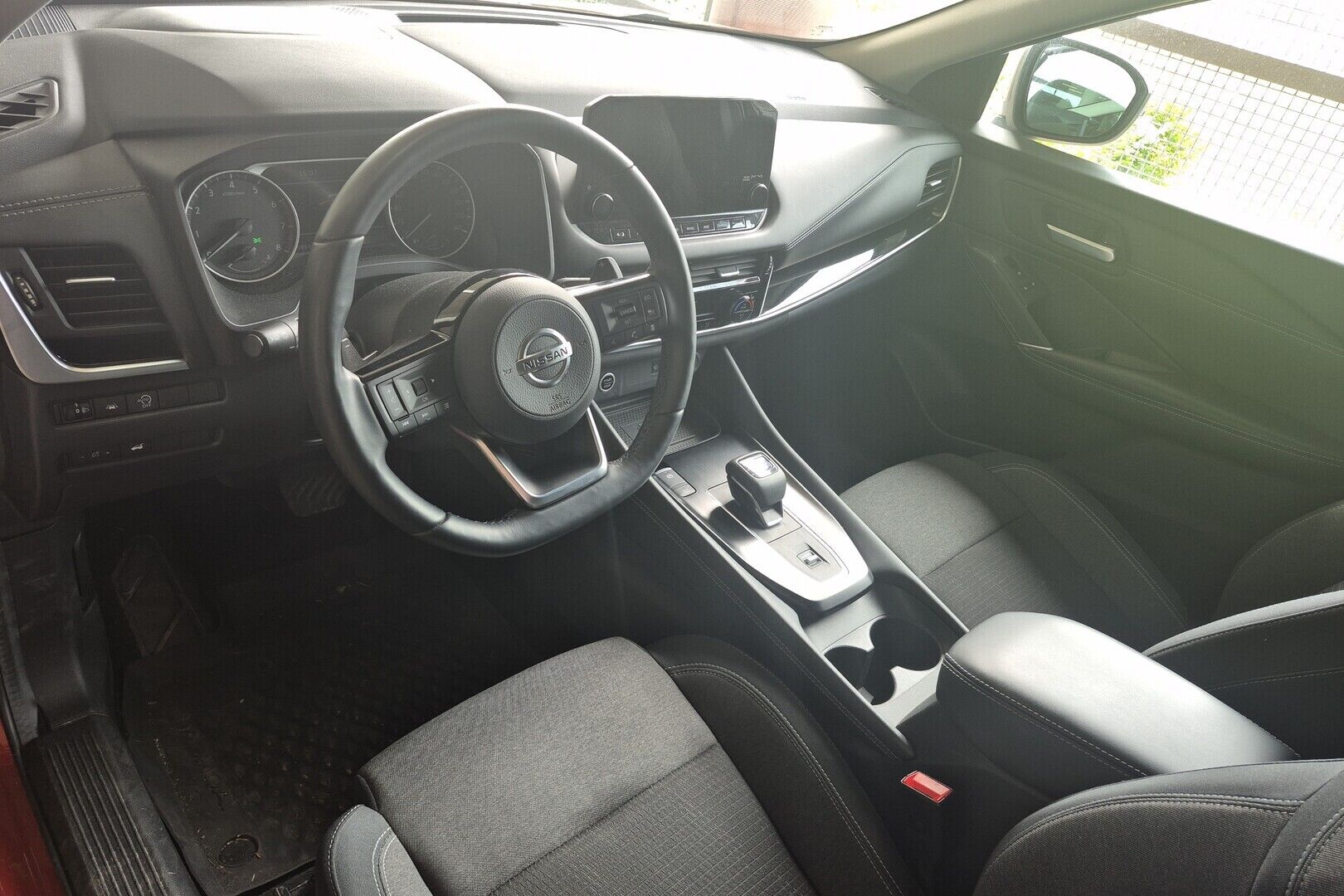 Nissan Qashqai iso kuva 1