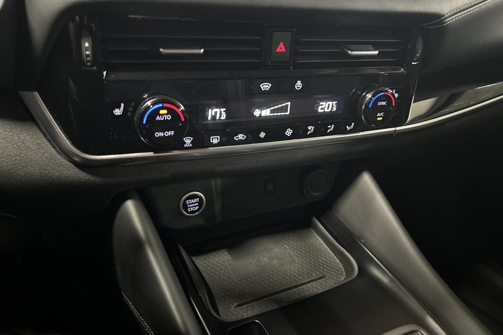 Nissan Qashqai iso kuva 18