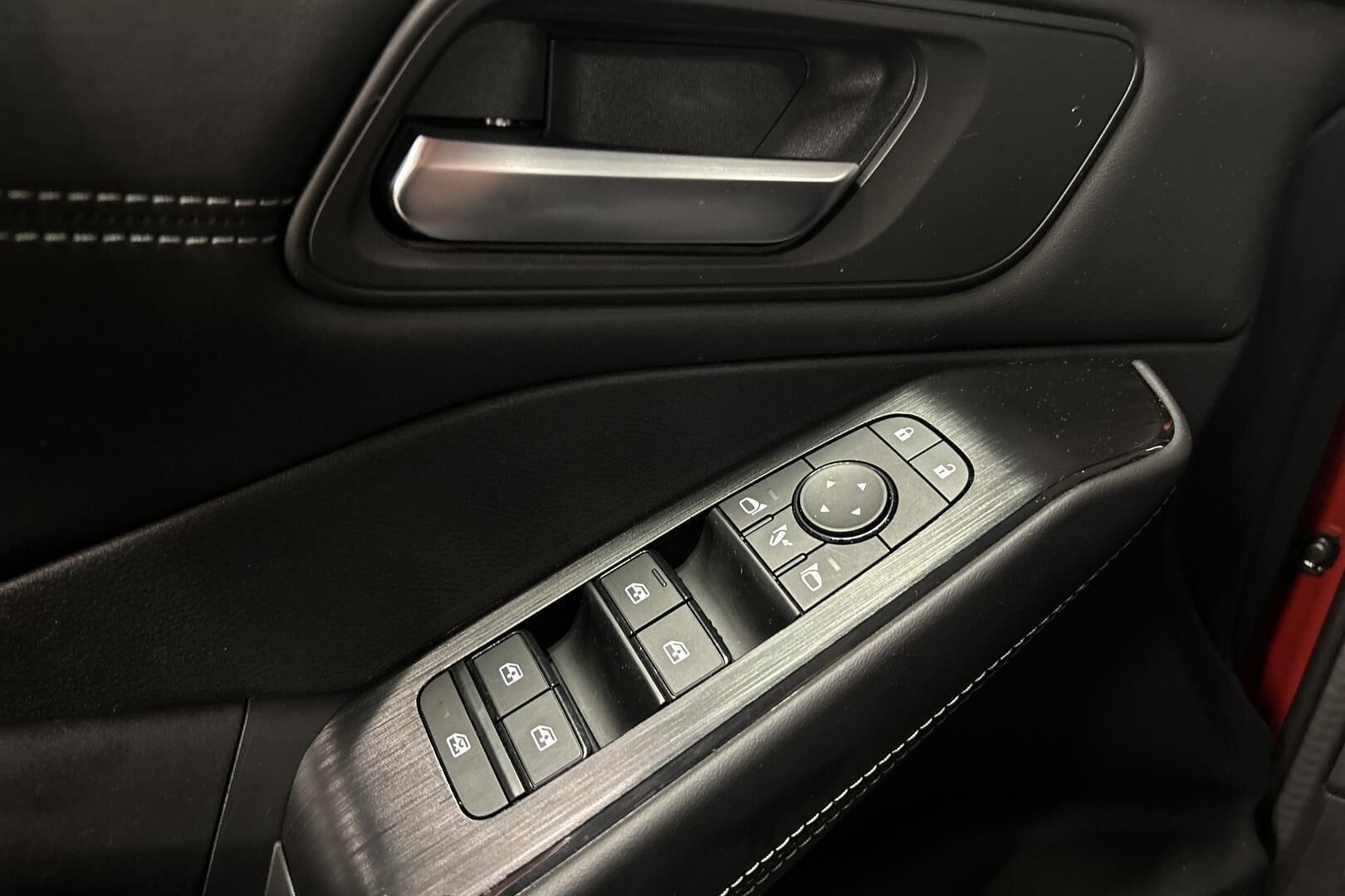 Nissan Qashqai iso kuva 26
