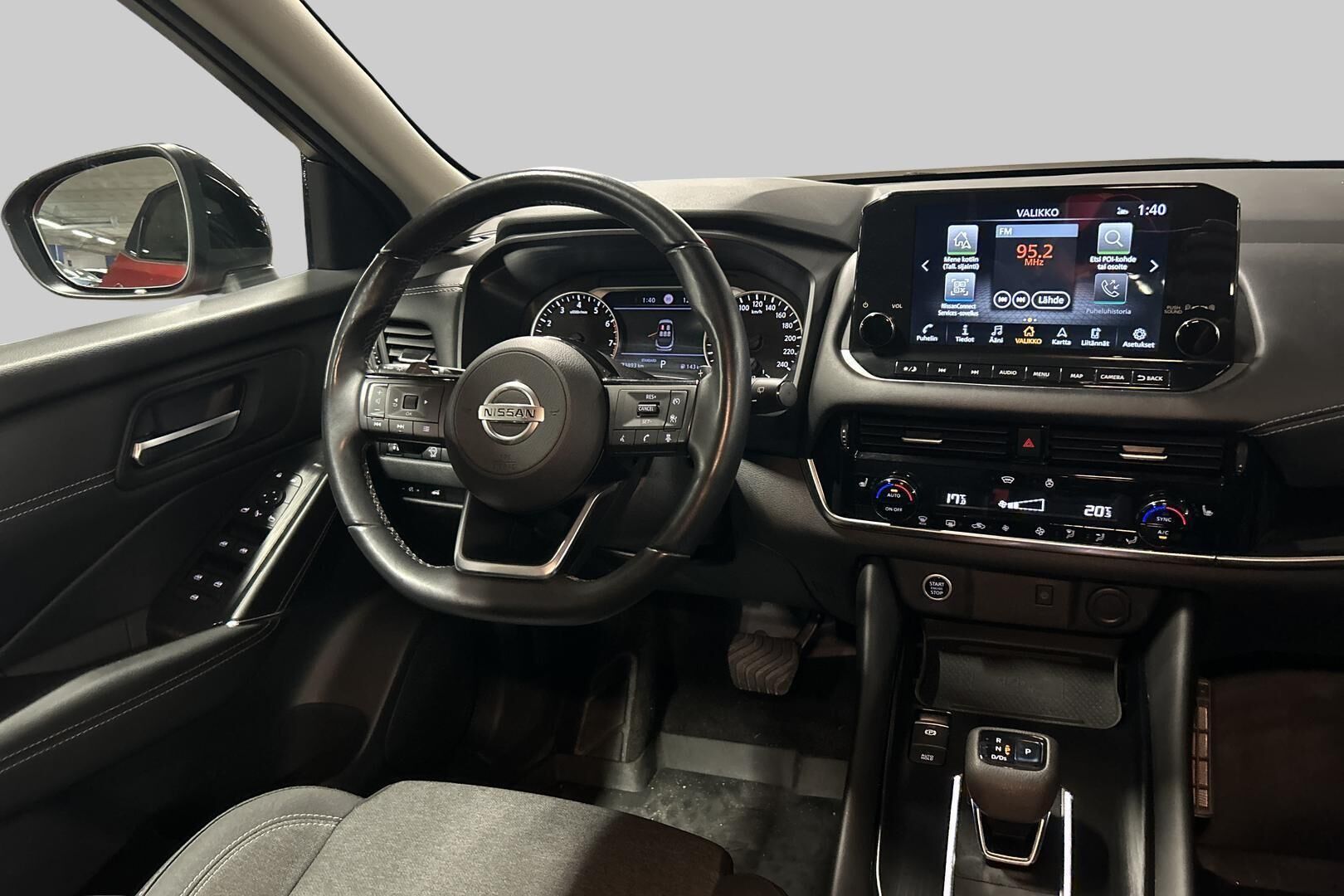 Nissan Qashqai iso kuva 28