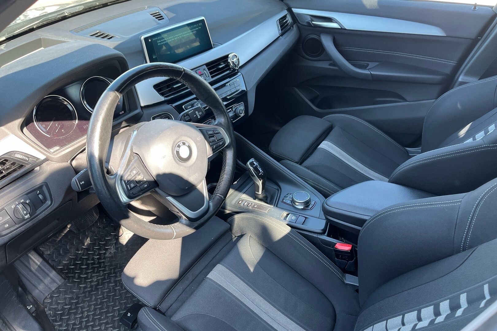 BMW X1 iso kuva 0