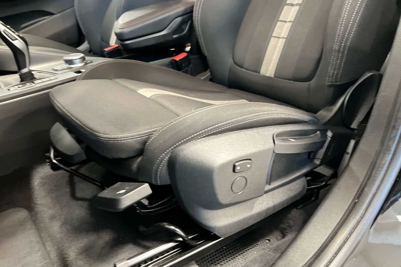 BMW X1 iso kuva 19