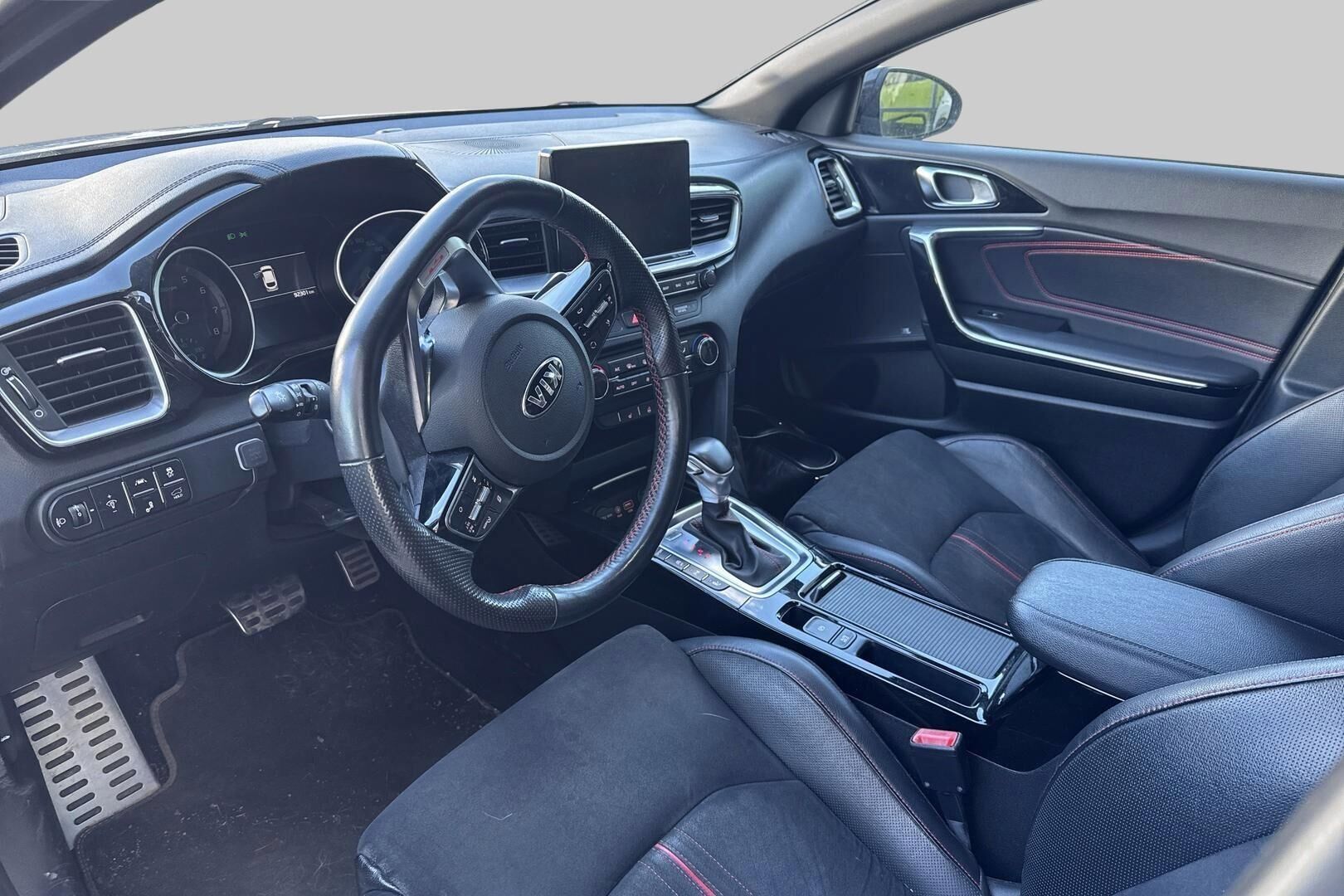 Kia ProCeed iso kuva 2