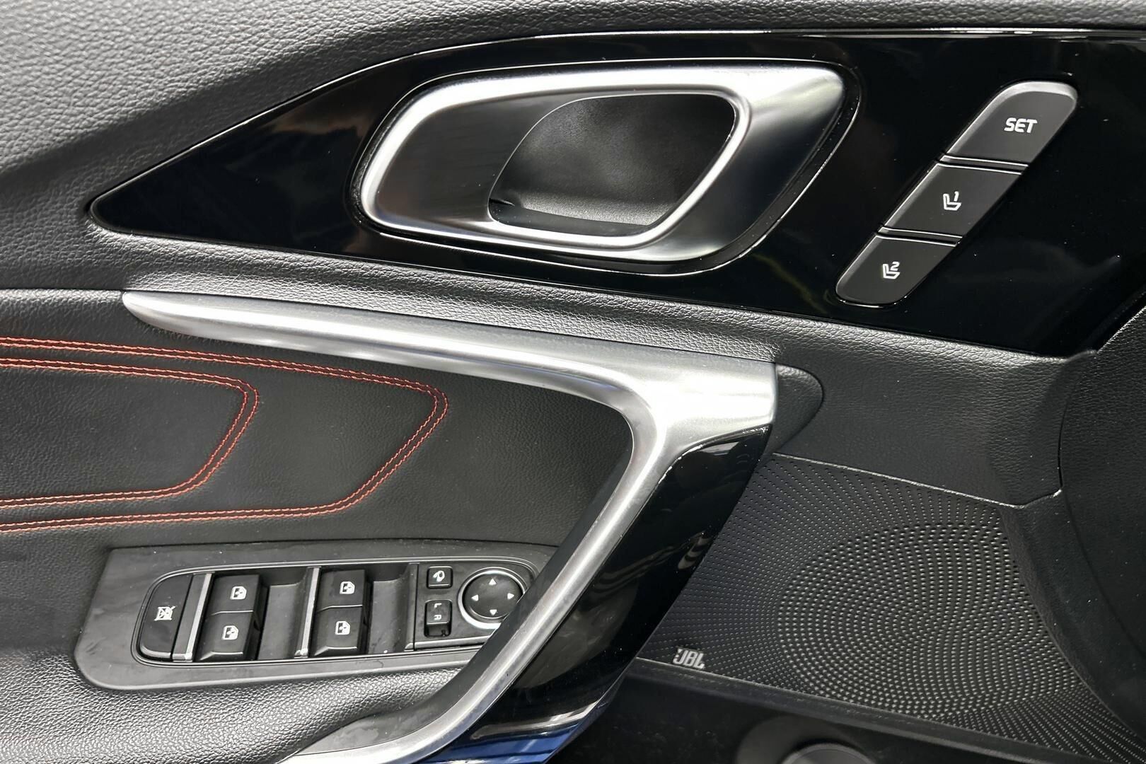 Kia ProCeed iso kuva 17