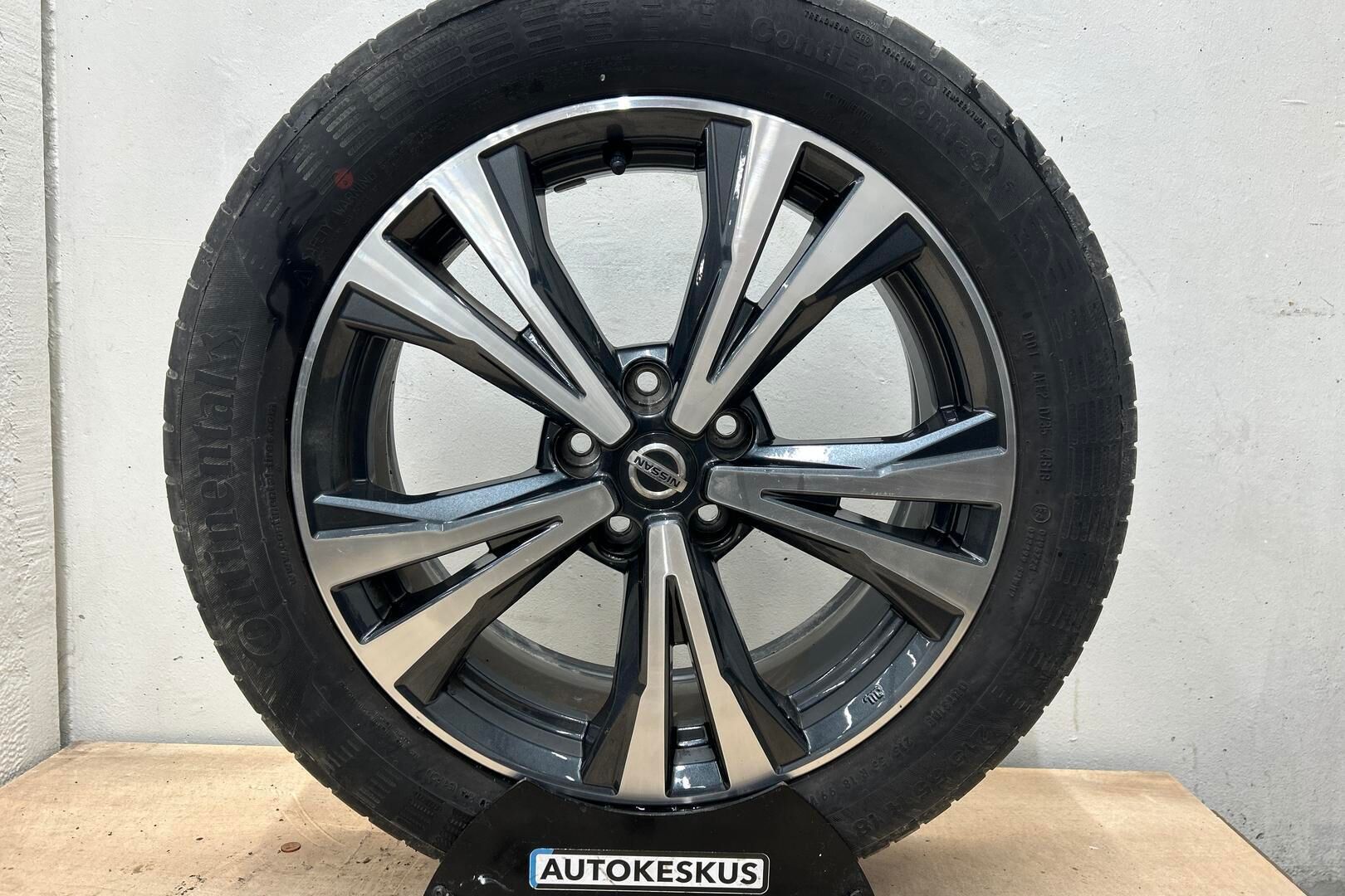 Nissan Qashqai iso kuva 13