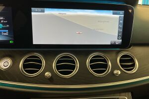 Mercedes-Benz E esikatselu 12