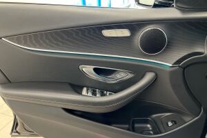 Mercedes-Benz E esikatselu 17