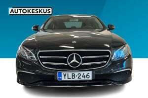 Mercedes-Benz E esikatselu 3