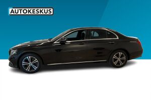 Mercedes-Benz E esikatselu 4