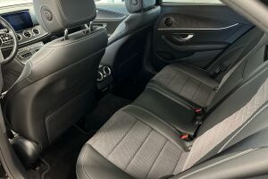 Mercedes-Benz E esikatselu 8