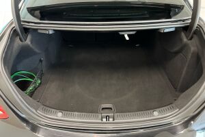 Mercedes-Benz E esikatselu 9