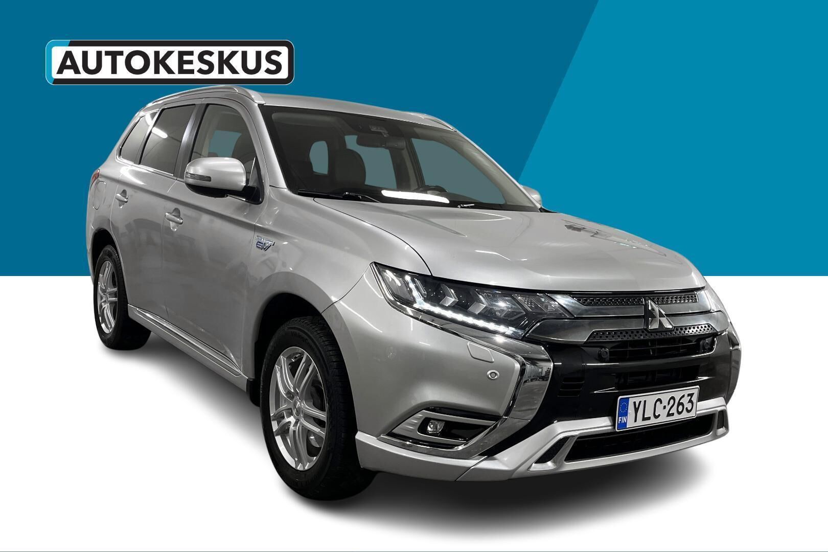 Mitsubishi Outlander PHEV iso kuva 3