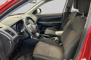 Mitsubishi ASX esikatselu 15