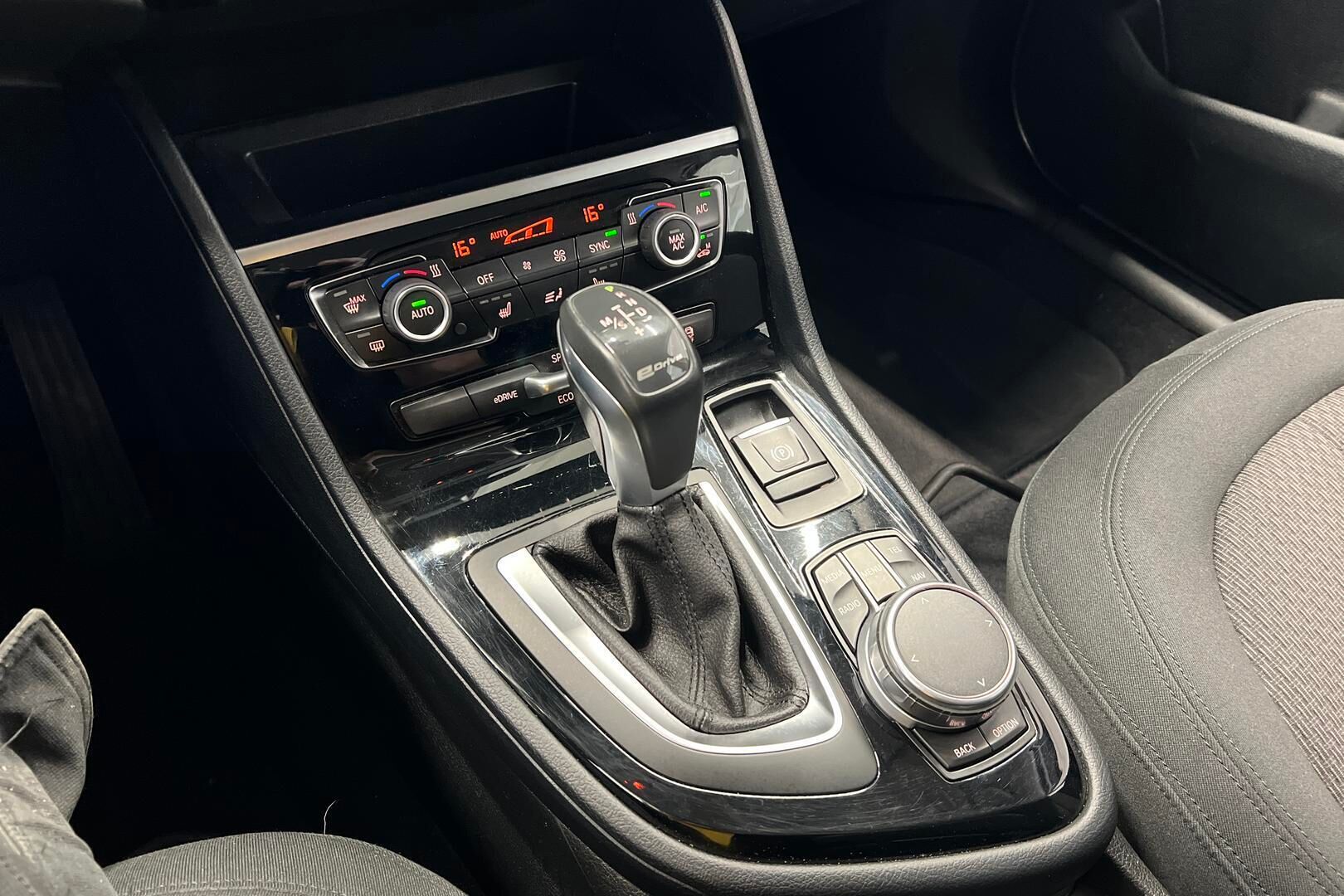 BMW 2-sarja iso kuva 19