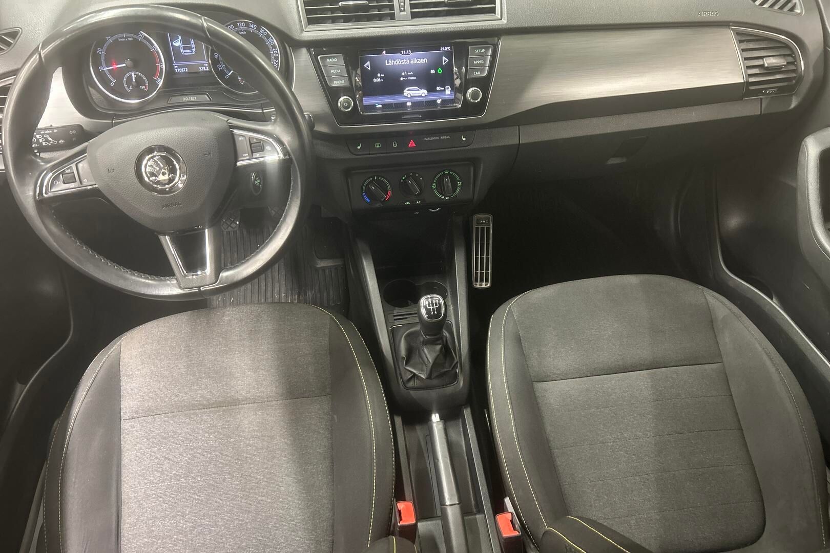 Skoda Fabia iso kuva 7