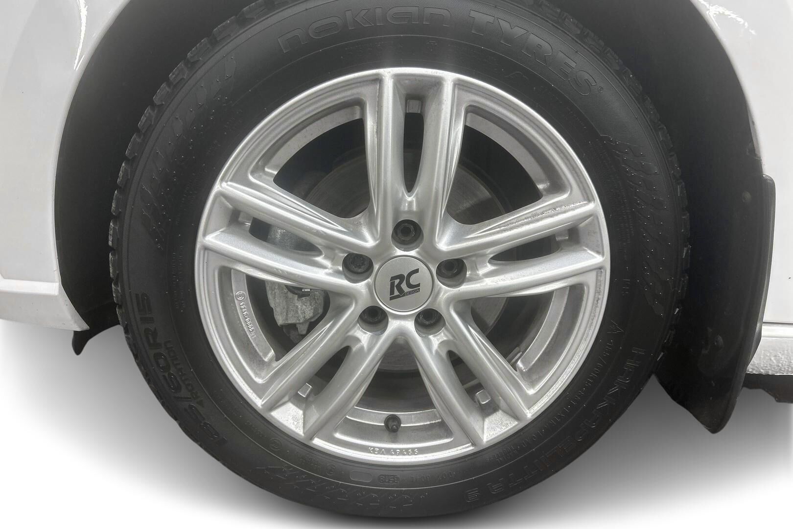 Skoda Fabia iso kuva 9