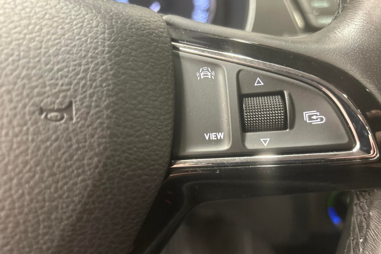 Skoda Fabia iso kuva 12