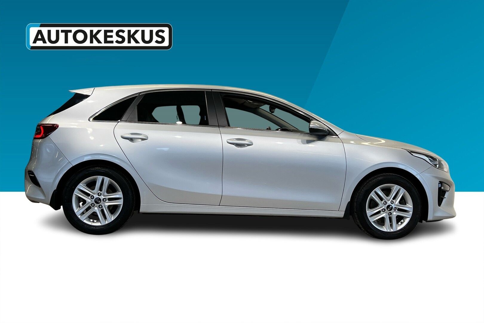 Kia Ceed iso kuva 4