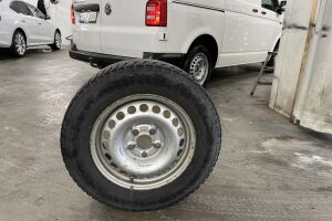 Volkswagen Transporter esikatselu 15