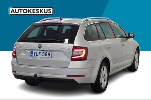 Skoda Octavia esikatselu 2