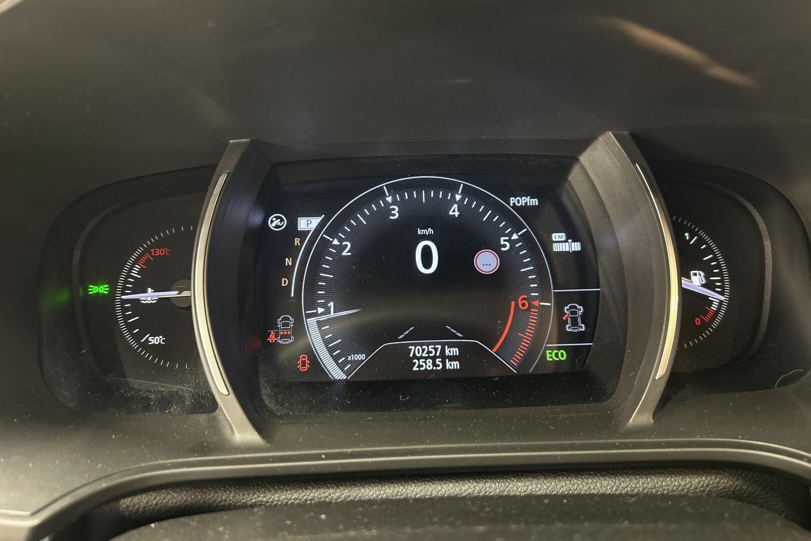 Renault Megane iso kuva 16