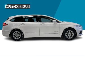 Ford Mondeo esikatselu 3