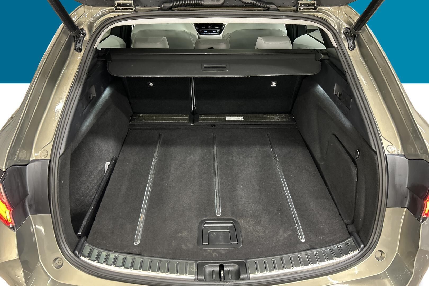 Toyota Corolla iso kuva 12