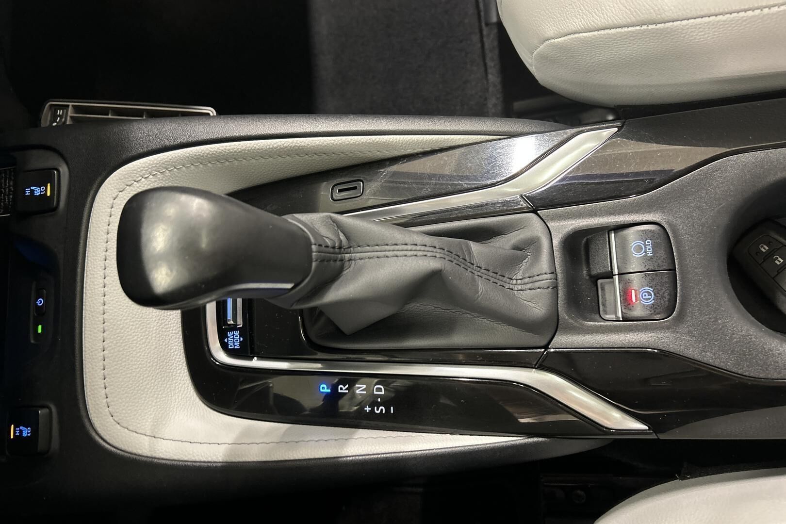 Toyota Corolla iso kuva 18