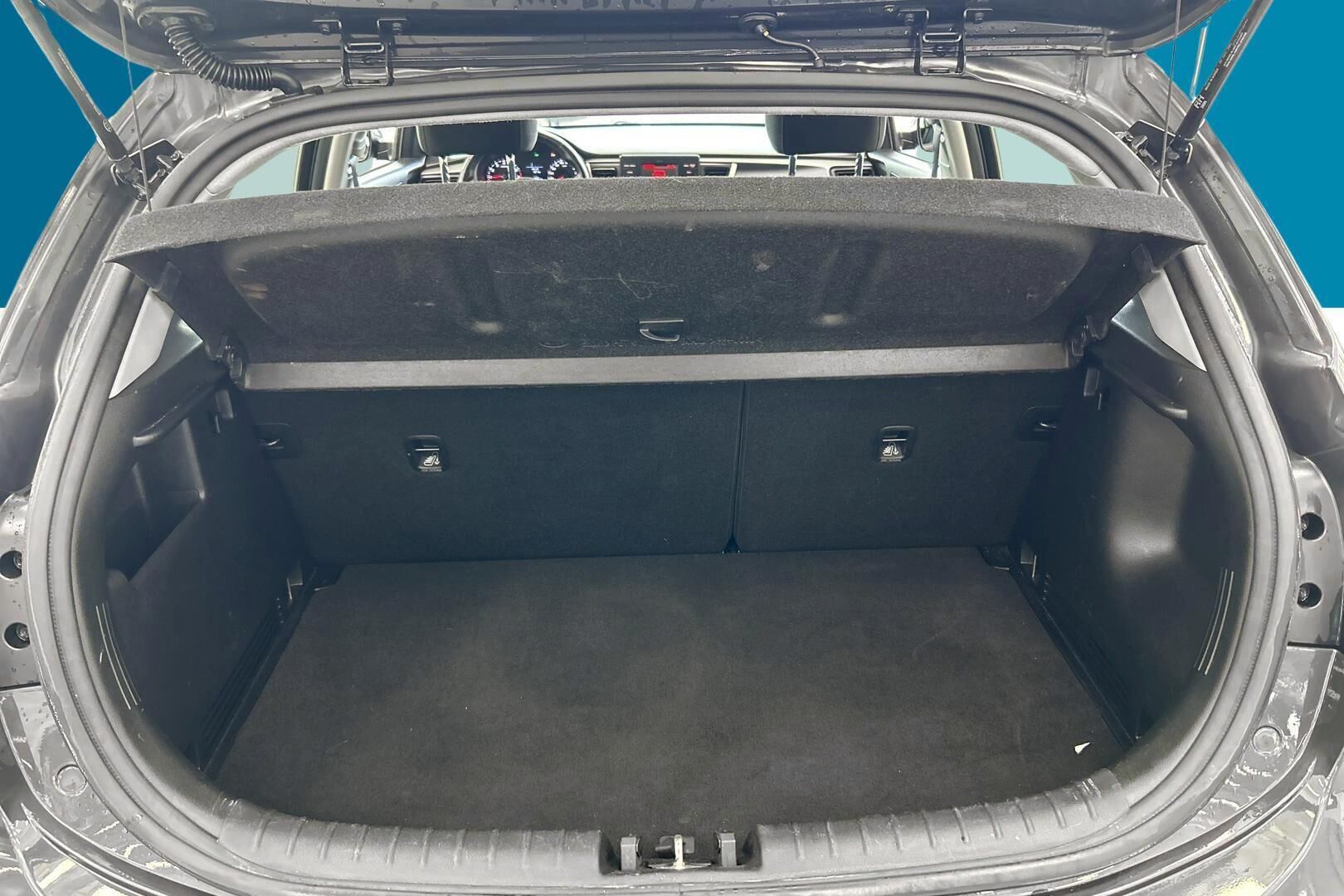 Kia Rio iso kuva 12