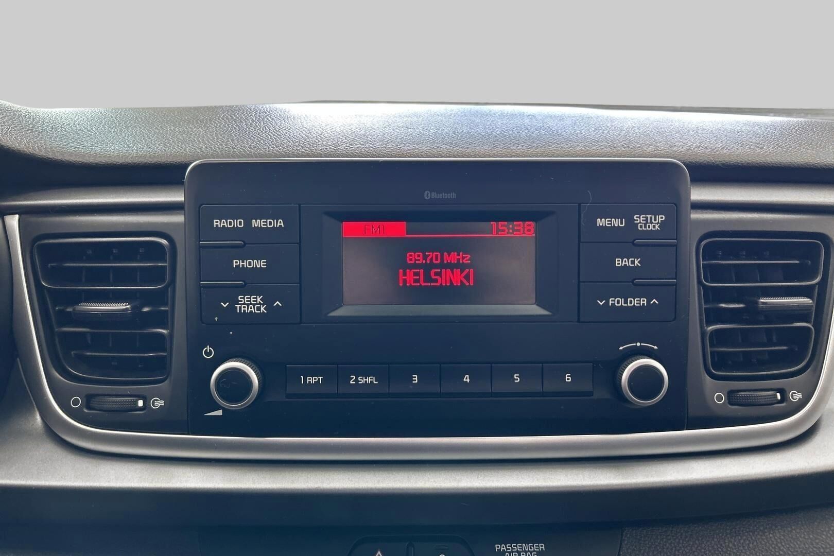 Kia Rio iso kuva 22