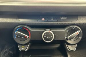 Kia Rio esikatselu 23