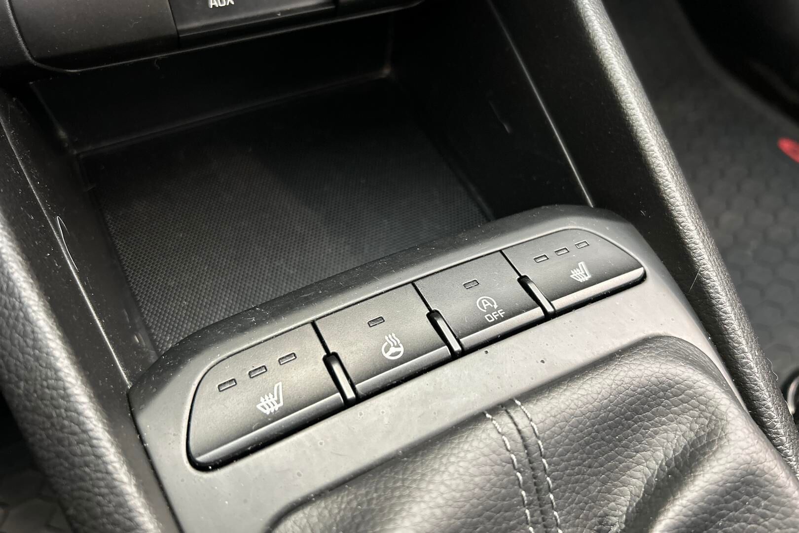 Kia Rio iso kuva 25