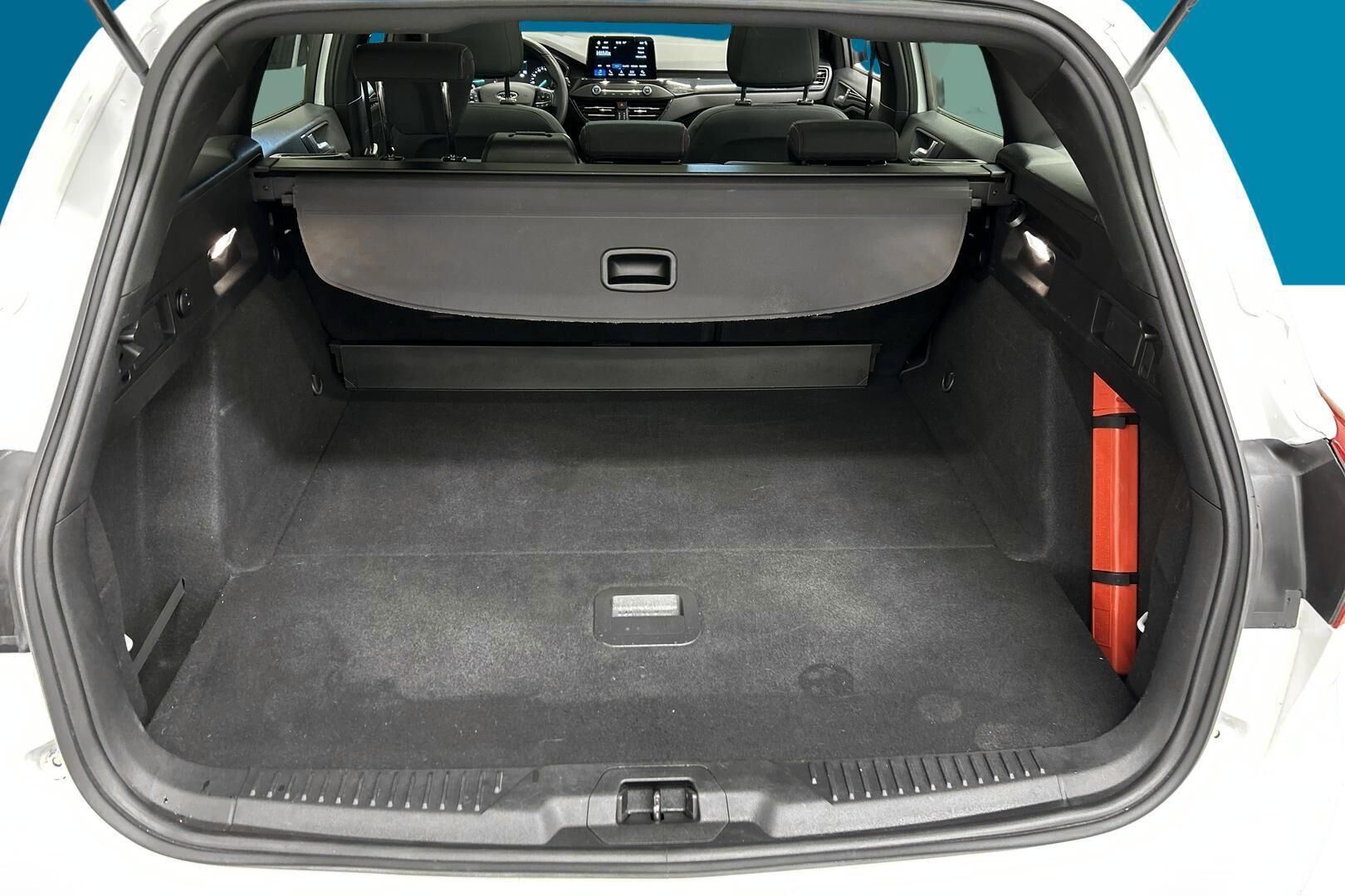 Ford Focus iso kuva 12