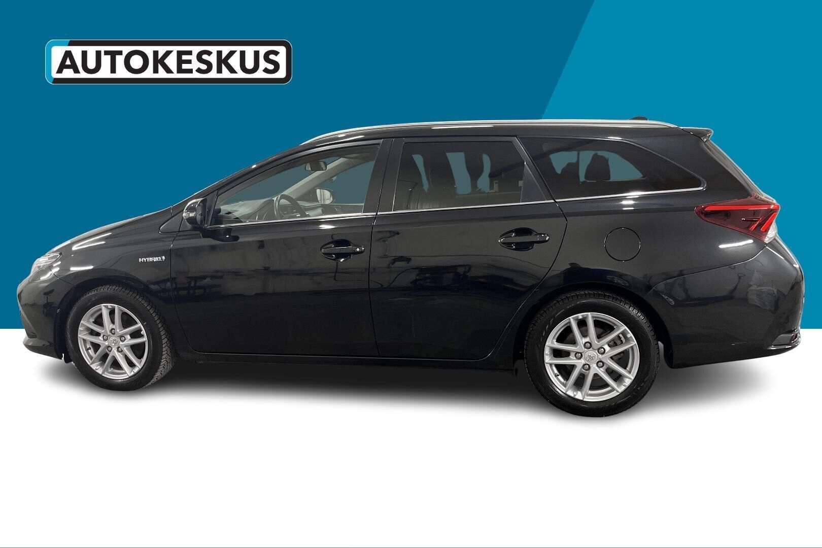 Toyota Auris iso kuva 7