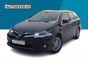 Toyota Auris esikatselu 2
