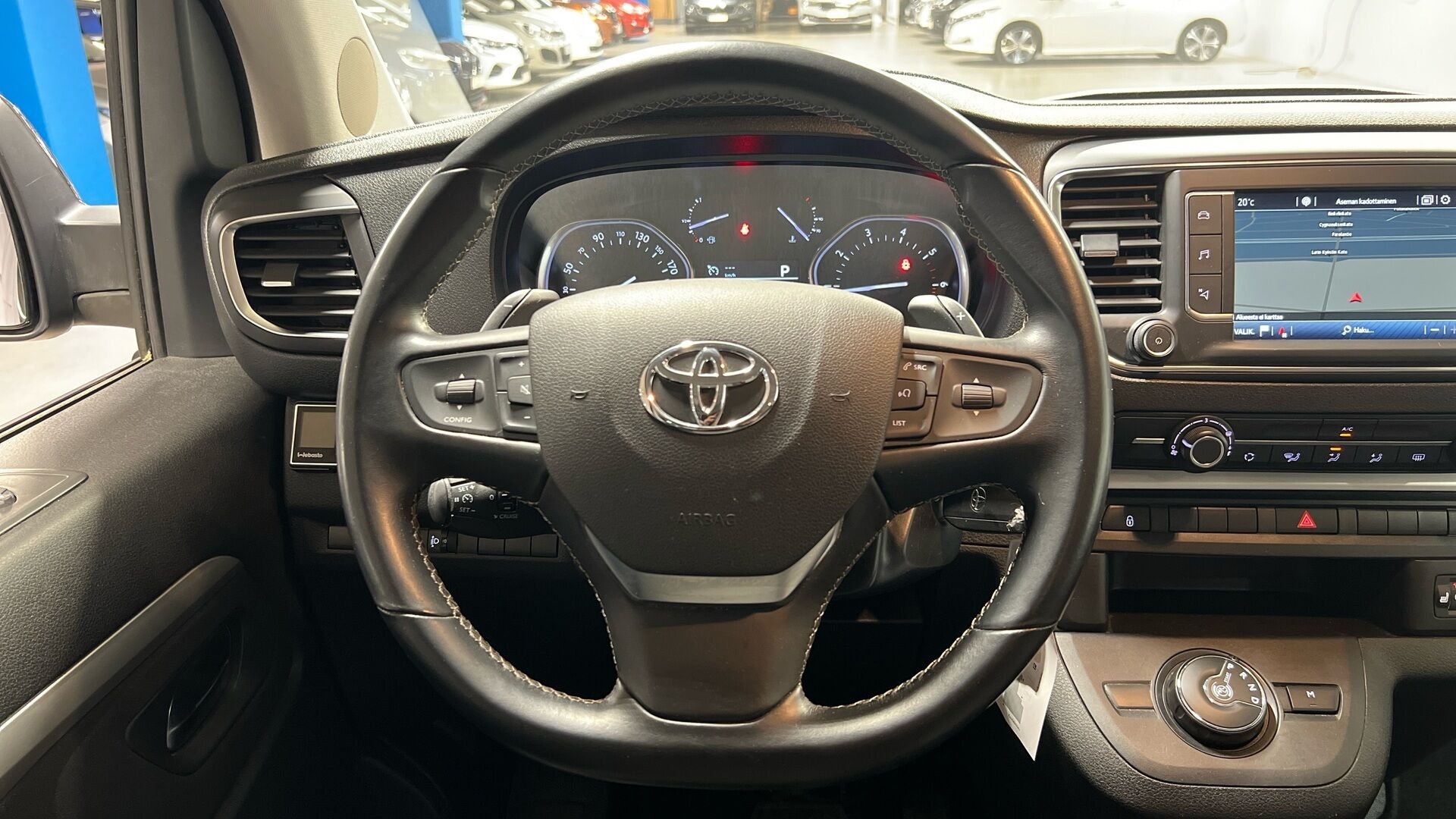 Toyota Proace Verso iso kuva 10