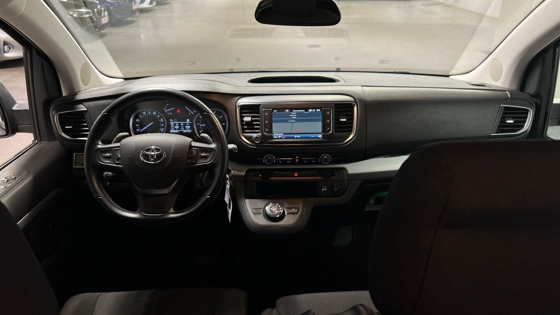 Toyota Proace Verso iso kuva 14